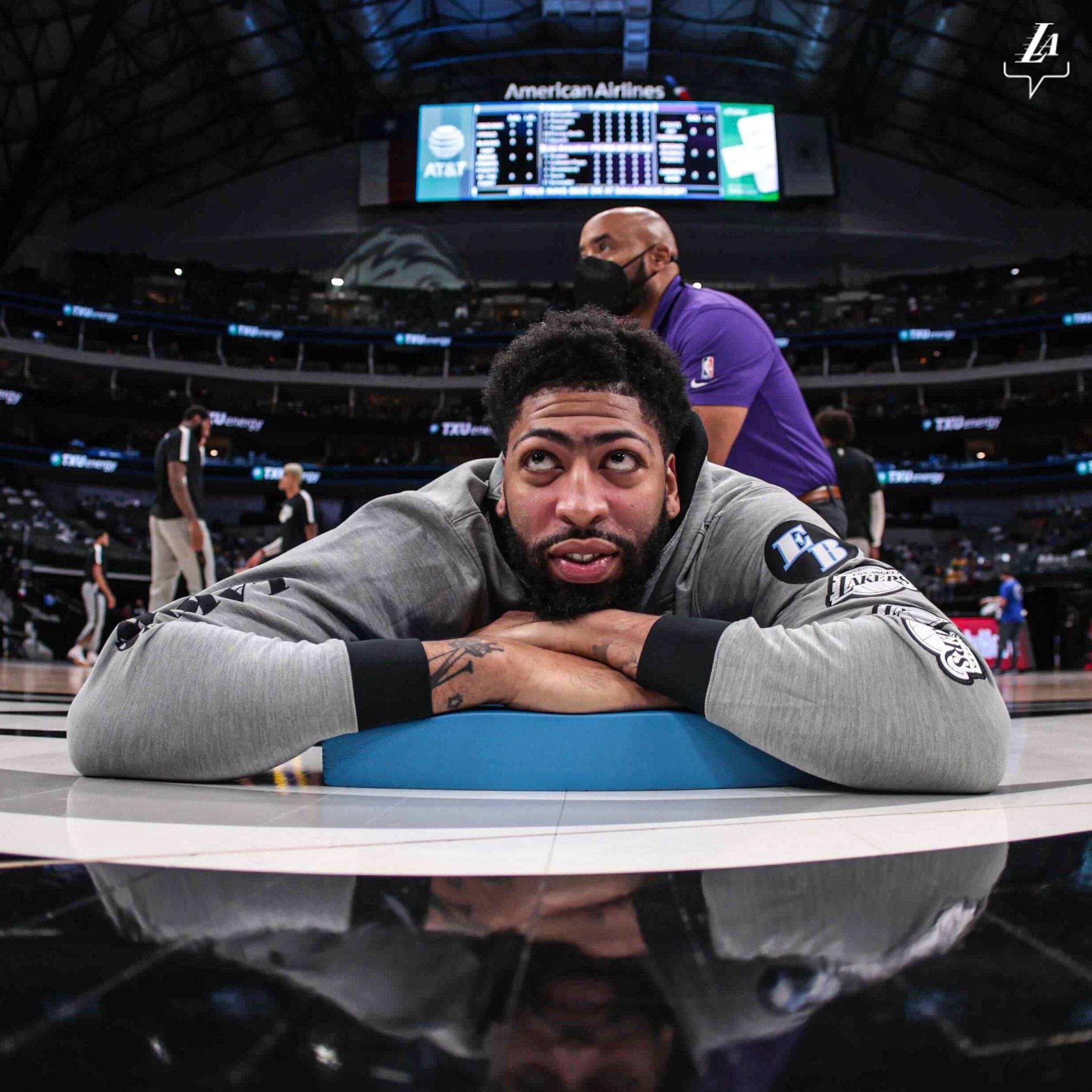 在季后赛中多次成为“救命稻草”,帮助球队完成逆转! 在季后赛中多次成为“救命稻草”,帮助球队完成逆转!