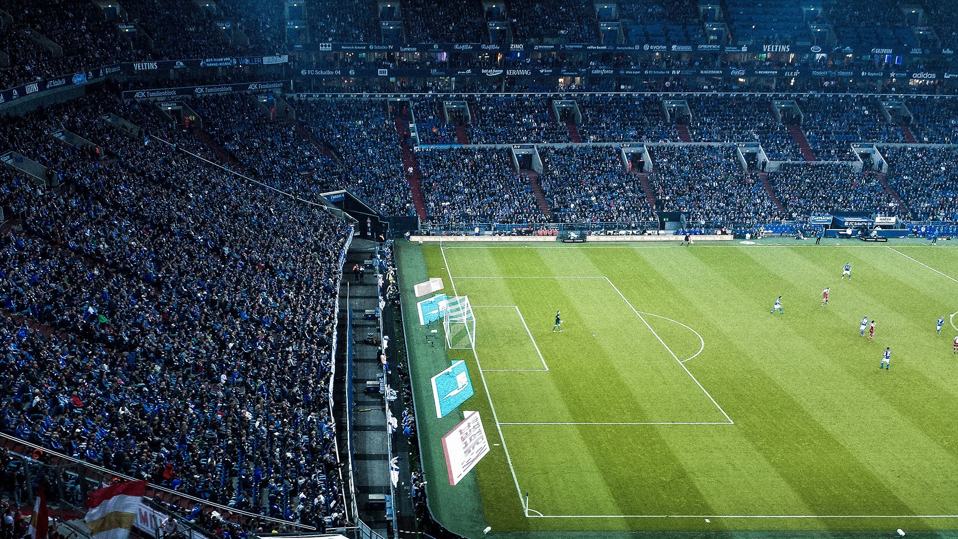 电动动力系统：开启绿色赛车新时代，绿色动力汽车