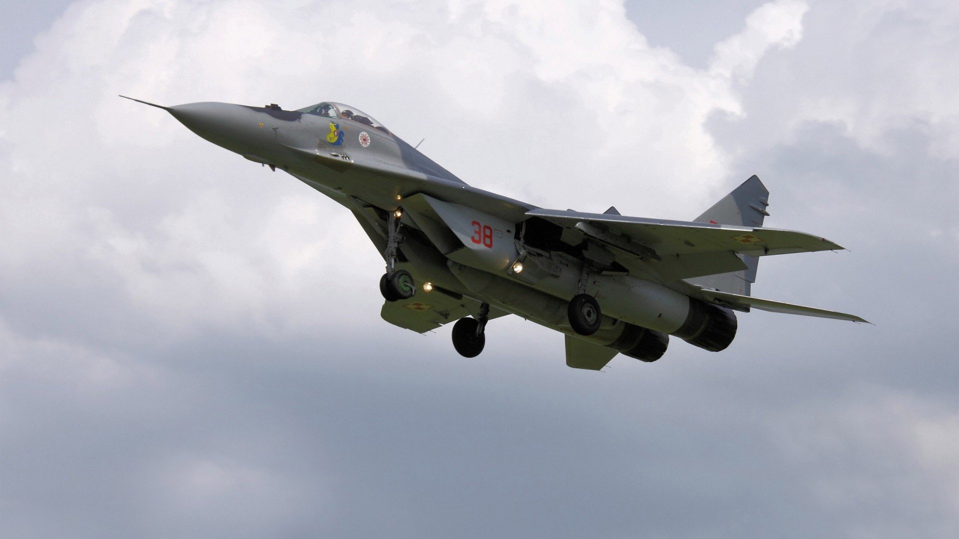 融合多语种技术打造国际足球交流平台，助推中国足球走出去，国际足球教育