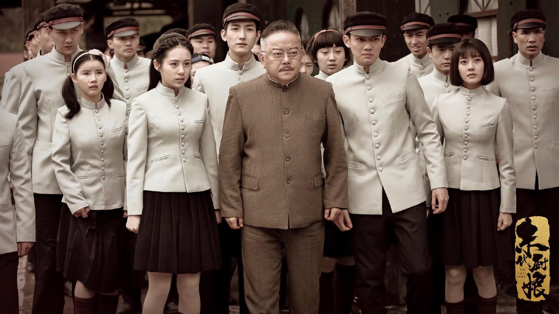 女子马拉松全国赛桂林选手笑傲终点，桂林马拉松冠军